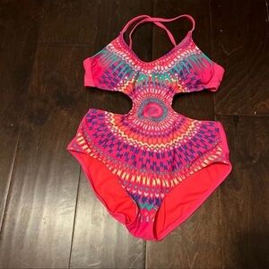 🏖️Xhilaration Coral Multicolored Tribal Print Monokini one piece swimsuit 🏝️